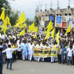 धनगर आरक्षण आंदोलन : १६ दिवसांच्या उपोषणानंतर दीपक बोरहाडे यांनी तोडले उपोषण