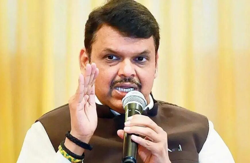 महाराष्ट्रात अतिवृष्टी: सातारा, कोल्हापूर, बीड, धाराशिव, लातूर, परभणी व नांदेडला १३५६ कोटी रुपयांची मदत