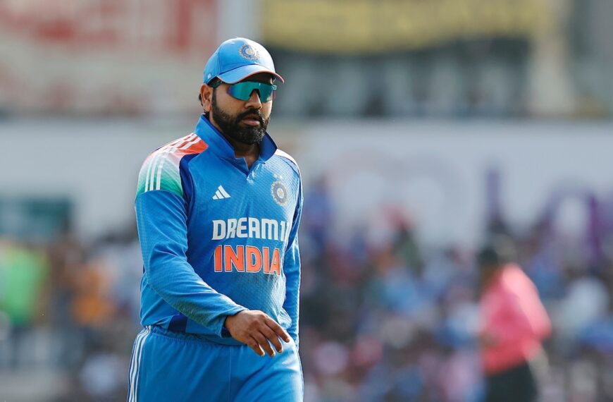 “ICC ने रोहित शर्माला दिला अनपेक्षित सन्मान: वर्ल्ड कपमध्ये नाही, पण टूर्नामेंट अँबेसडर म्हणून मानाचं स्थान मिळालं”