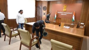 अहिल्यानगर जिल्हाधिकारी कार्यालयावर बॉम्ब धमकीचा ई-मेल; पोलिस प्रशासन&hellip;