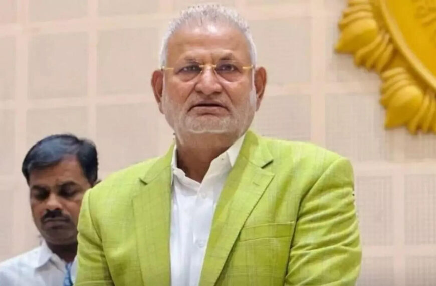 Manikrao Kokate : एकाच रेशन&hellip;