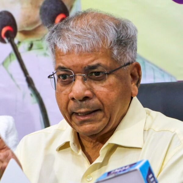 राजकीय अपील: प्रकाश आंबेडकरांनी संभाजीनगरात मतदारांना संदेश दिला