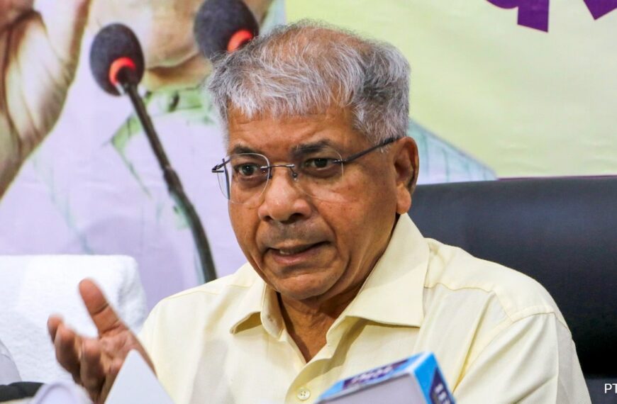 राजकीय अपील: प्रकाश आंबेडकरांनी संभाजीनगरात…