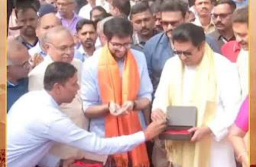 ऐतिहासिक क्षण! शिवाजी पार्कवर राज आणि आदित्य ठाकरे एकत्र, शिवजयंतीनिमित्त राजकीय वर्तुळात चर्चांना उधाण