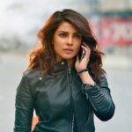 बॉलिवूडची ‘देसी गर्ल’ ते ग्लोबल आयकॉन: प्रियांका चोप्राचा हॉलिवूड प्रवास