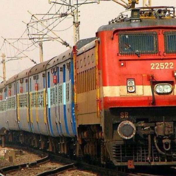 मध्य रेल्वेची प्रवाशांना मोठी भेट: मुंबई-नागपूर, कोल्हापूर, सावंतवाडी&hellip;