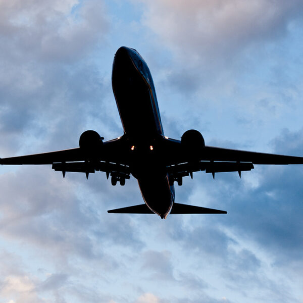 आकाशातील थरार आणि एका वैमानिकाचा अखेरचा हृदयद्रावक निरोप