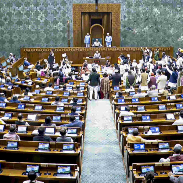 लोकसभेत गदारोळामुळे कामकाज ठप्प: सभापती संध्या राय यांनी&hellip;