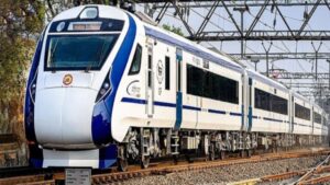 सोलापूर-मुंबई वंदे भारत एक्स्प्रेसमध्ये साप, प्रवाशांमध्ये घबराट! रेल्वेच्या&hellip;