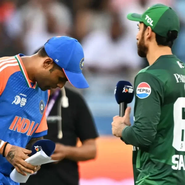 तणावाच्या छायेत मैत्रीचा हात: पाकिस्तान कर्णधार सलमान अली&hellip;