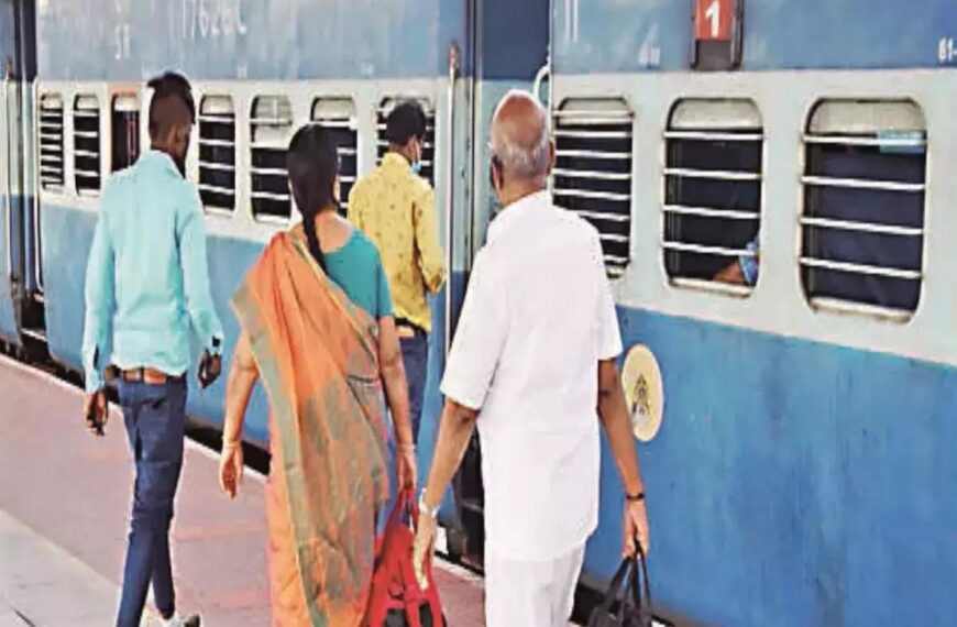 रेल्वे स्थानकांवर ज्येष्ठ नागरिक आणि&hellip;