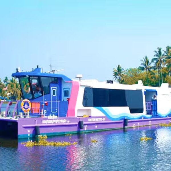 मुंबईकरांसाठी खुशखबर! कोचीच्या धर्तीवर लवकरच धावणार ‘वॉटर मेट्रो’,&hellip;