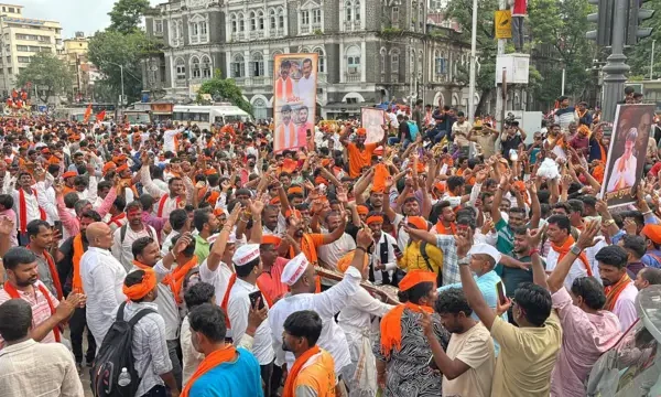 मोफत घोषणांचा वाढता डोलारा आणि राज्यांच्या डबघाईला आलेली&hellip;