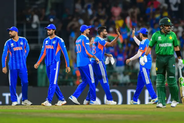 भारत-पाक महासंग्राम: अहमदाबादमध्ये मैदानावर आणि डिजिटल विश्वातही भारताचा ऐतिहासिक विजय!