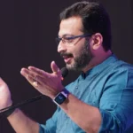 सावित्रीबाई फुले पुणे विद्यापीठात कोल्हे यांचे राजकीय भाष्य: महाराष्ट्राच्या राजकारणावर नवे चिंतन