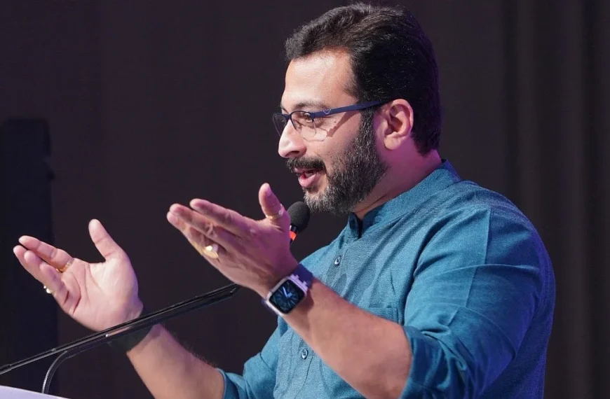 सावित्रीबाई फुले पुणे विद्यापीठात कोल्हे यांचे राजकीय भाष्य:…