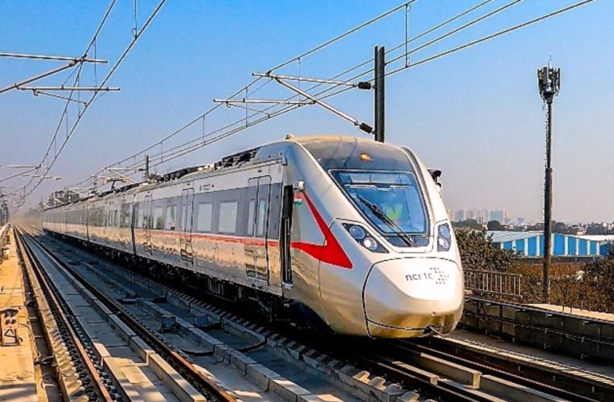 नमो भारत ट्रेन: दिल्ली ते मेरठ आता एका…