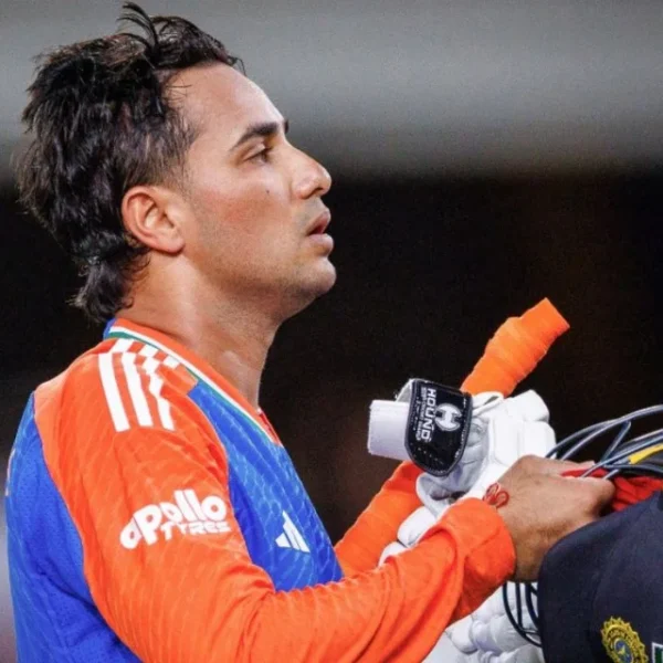 अभिषेक शर्माच्या खराब फॉर्ममागे ‘गंभीर दुखापत’?, टीम मॅनेजमेंटवर&hellip;