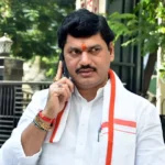 विधानसभेत शिस्तीचा मुद्दा ऐरणीवर: धनंजय मुंडेंच्या हस्तक्षेपानंतर राहुल नार्वेकरांचा स्पष्ट संदेश!