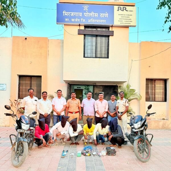 एका रात्रीत 8 दुकाने फोडणारी चोरीची टोळी 12&hellip;