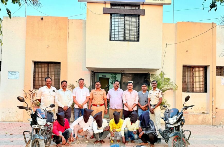 एका रात्रीत 8 दुकाने फोडणारी चोरीची टोळी 12&hellip;