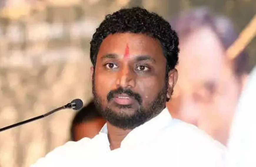 डीजीसीएच्या प्राथमिक अहवालात त्रुटी: दादांचा पोस्टमार्टम रिपोर्ट का नाही? मिटकरींचा संतप्त सवाल!