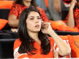 एका निर्णयाने पेटला सोशल मीडियाचा वणवा: संघाचे X&hellip;