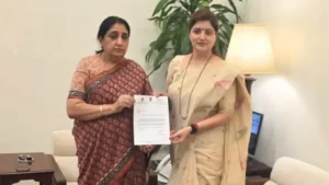 चाकणकर राजीनामा: मुख्यमंत्र्यांनी अखेर मौन सोडले, ‘त्या’ गुपितावरून&hellip;