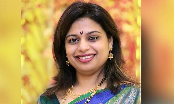 Sheetal Mhatre यांच्या आरोपांवरुन ठाकरे गट आक्रमक; Sushma&hellip;