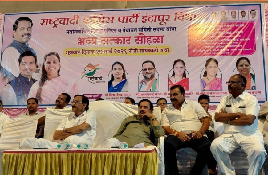 NCP राजकारणात रायगडचा बॅनर ठरतोय चर्चेचा विषय : तटकरेंवर पुन्हा पवारांच्या गटाचा निशाणा