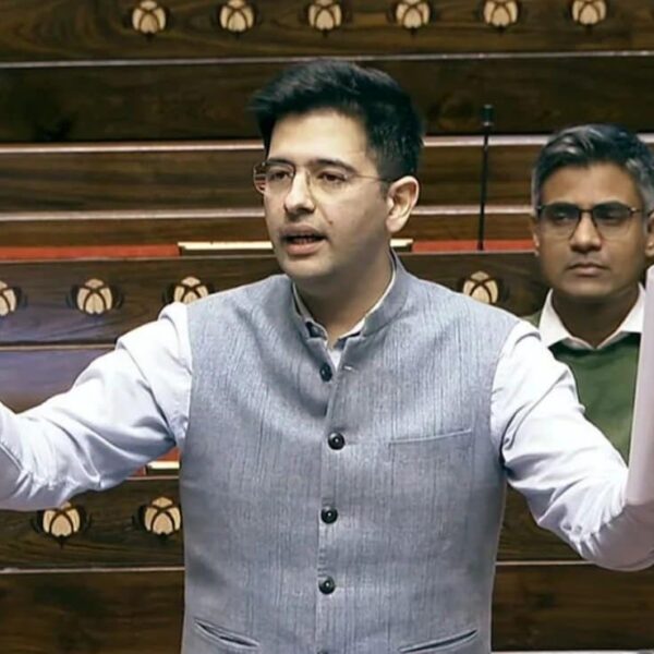 राज्यसभेतून राघव चड्ढा यांना ‘उपनेते’ पदावरून हटवले: ‘आप’च्या&hellip;